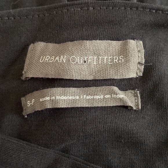 Urban Outfitters Charcoal Square Neck Lace-up Back Flowing Romper Size S - Picture 5 of 8